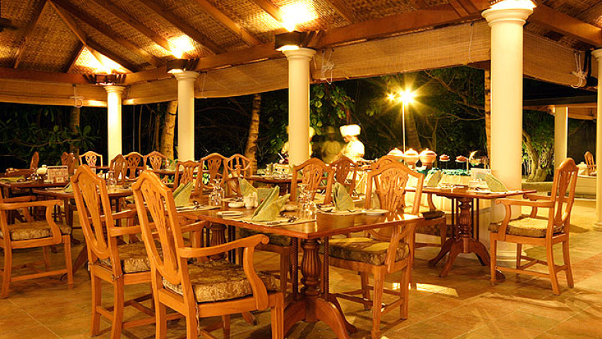 Southern Star Restaurant--印度餐厅 dining美食的图片集（ 印度美食 ），印度洋三大明珠马尔代夫,马尔代夫太阳岛 Sun Island Resort